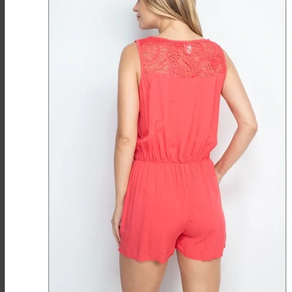 Coral Sleeveless scoop neck lace detail zip front gartered waist romper, NEW! - Picture 5 of 16